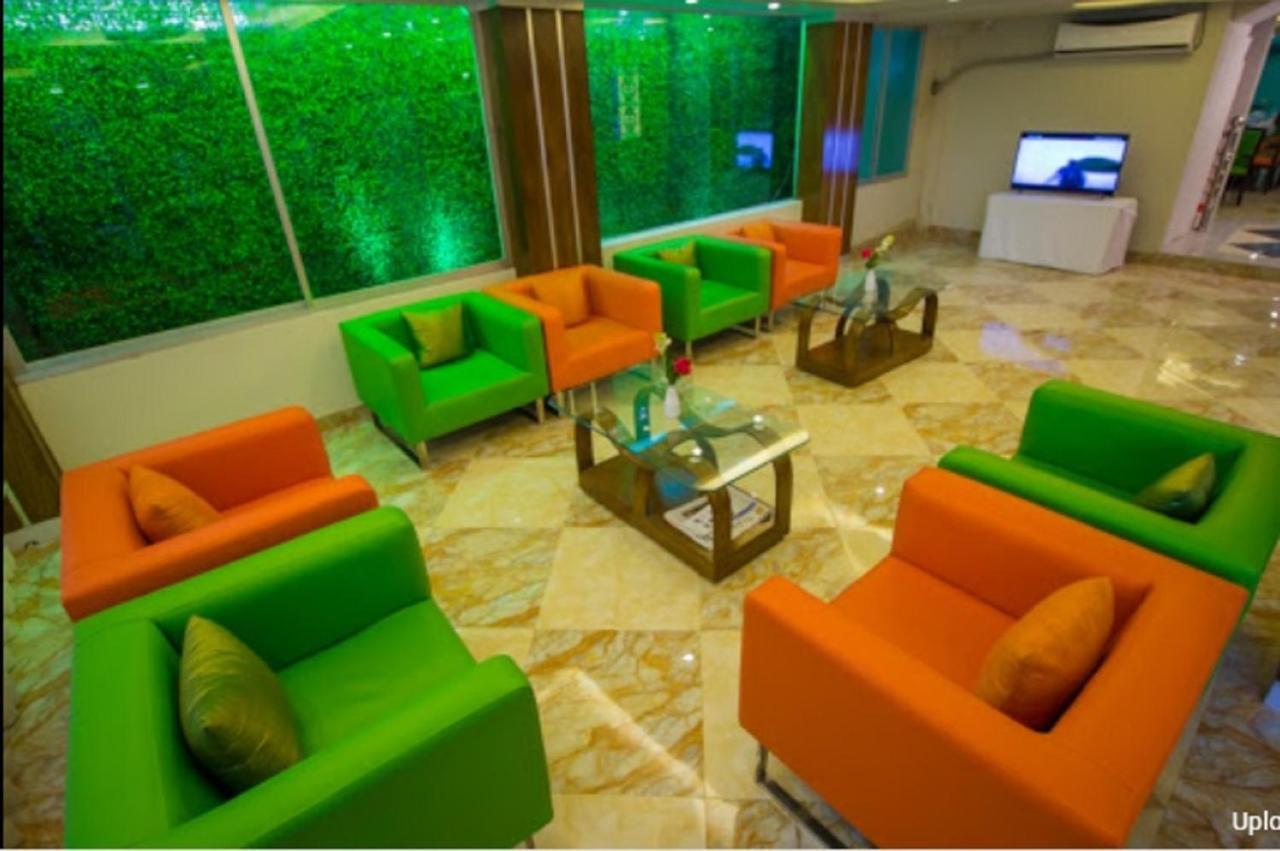 Hotel Gulshan Lake View 다카 외부 사진